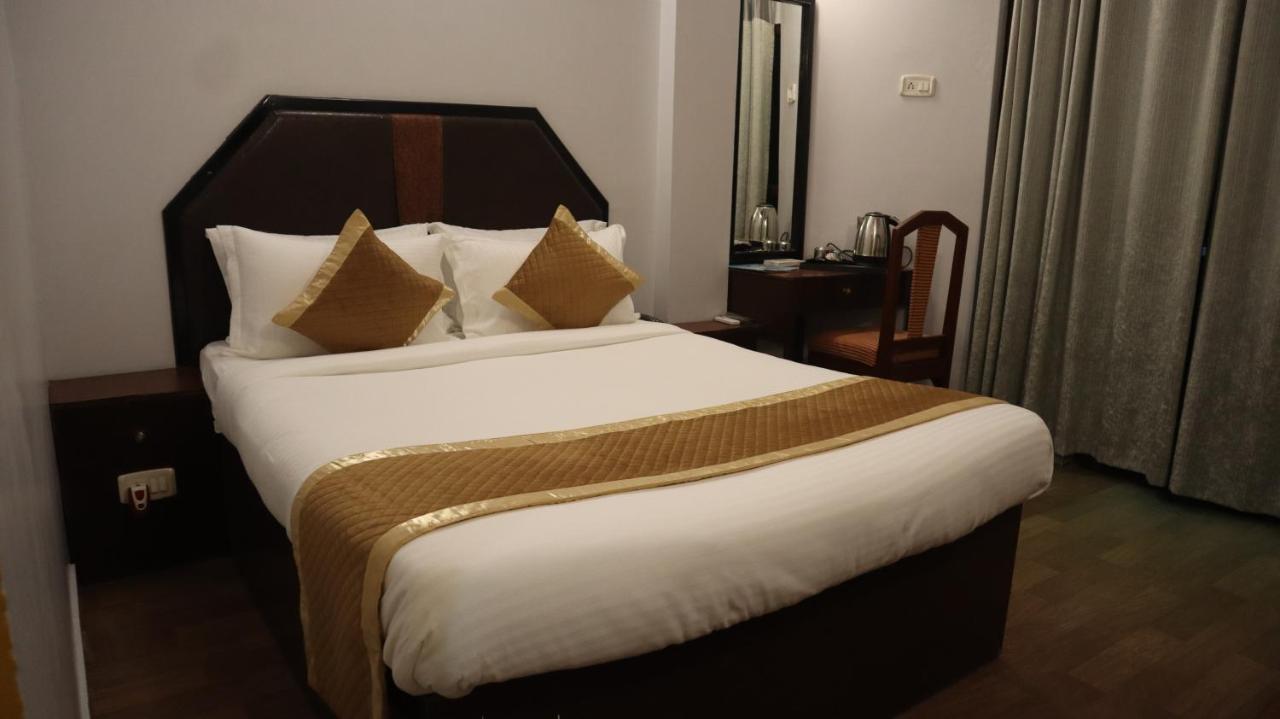 Hotel Mainak Порт-Блэр Экстерьер фото