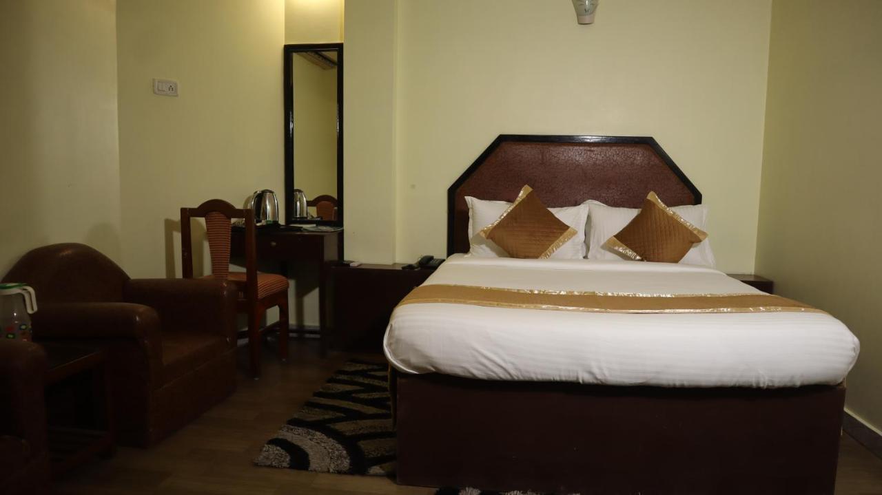 Hotel Mainak Порт-Блэр Экстерьер фото